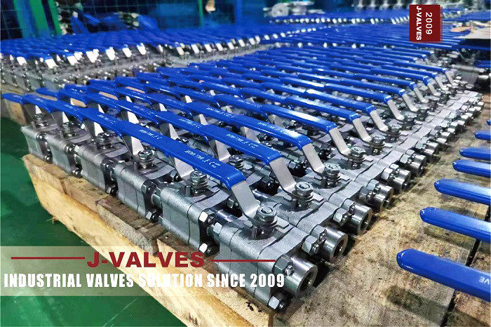 Comparação dos padrões de design para J-VALVES válvulas de bola de alta pressão de três peças: API 6D vs ASME B16.34