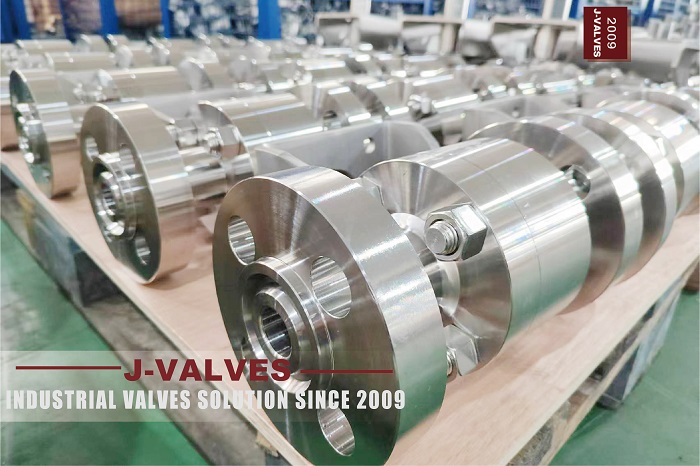 Guia de compra: Comparação de design (API/ISO) de J-VALVES válvulas de bola flangeadas de alta plataforma e vantagens da estrutura de flexão das placas de aço de suporte de suporte